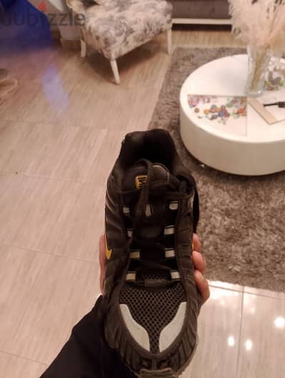 shox42