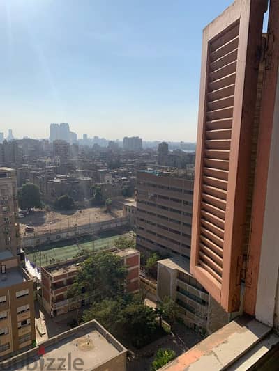 شقة مميزة للبيع بشبرا مصر – برج سكني على شارع عمومي وبواجهة مباشرة