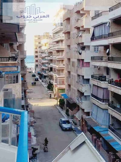 شقه  بجوار البحر  للبيع في الإسكندرية شاطئ النخيل بجوار الخدمات موقع ممتاز