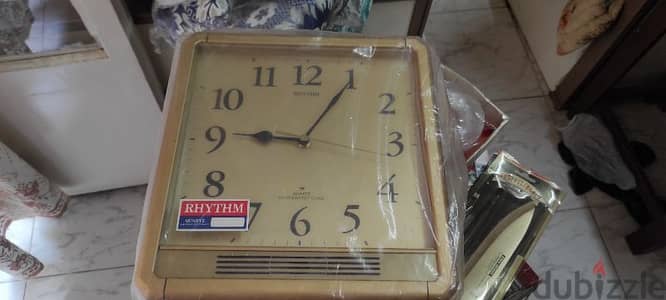 ساعة حائط Rhythm ياباني