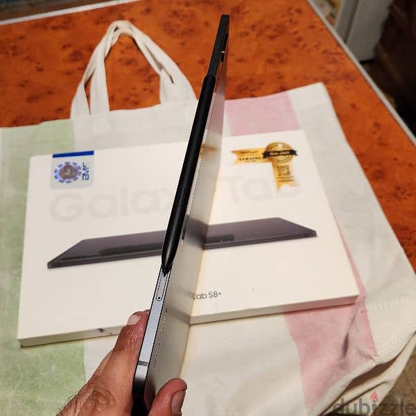 Samsung  Tab S8 plus 2