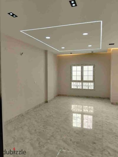 Adria headquarters for rent in the first gathering 125 m required 85 AF