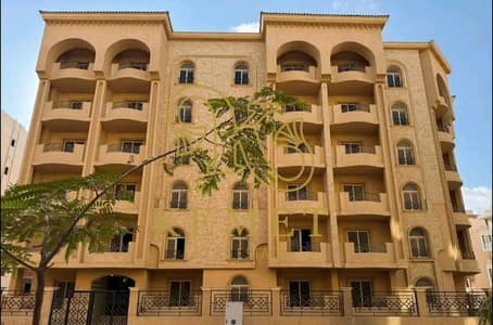 شقه مميزه جدا 3 غرف 145م امامي بالاندلس 2 استلام فوري نص تشطيب بسعر مميز
