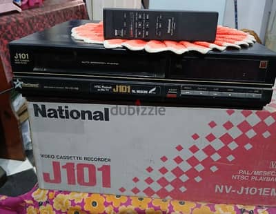 مشغل أشرطة فيديو ناشيونال J101( ياباني الصنع )