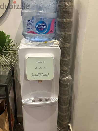 ديسبنسر تورنيدو
