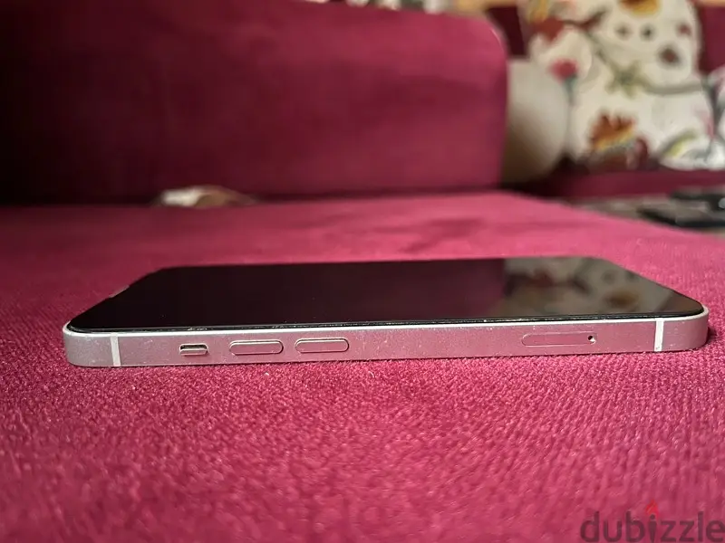 iPhone 1365575542477825121