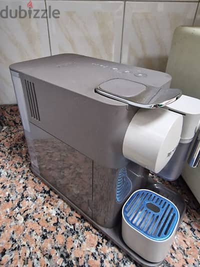 Nespresso De Longhi - Coffee machine -ماكينة دي لونجي نسبرسو