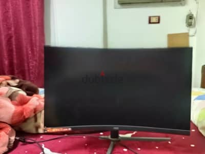 شاشة جيمينج حاله فوق الممتازة كالجديد