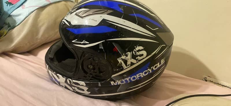 helmet 4
