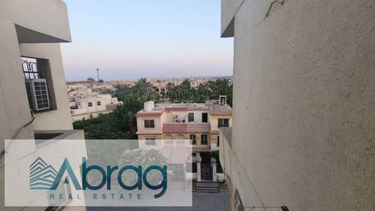 شقة للبيع 230 م  موقع مميز بكمبوند زايد 2000 الشيخ زايد