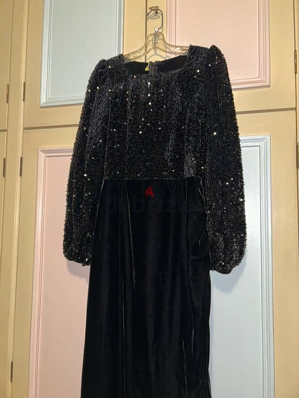 black dress 2