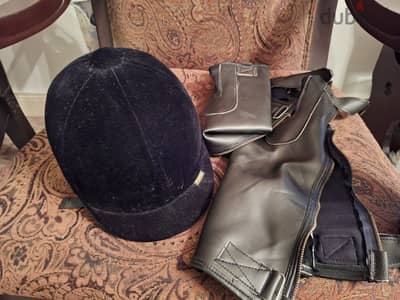 horse riding helmet and leg cover خوذة فروسية واقي ساق