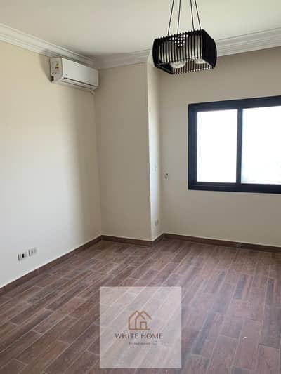 Apartments with kitchens and air conditioning for rent in Eastown Compound at a special price