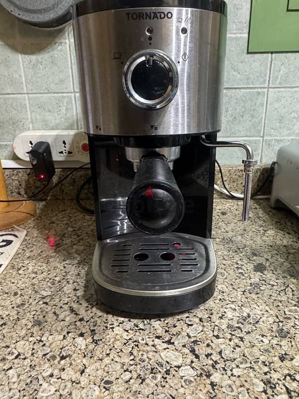 Tornado coffe machine 1