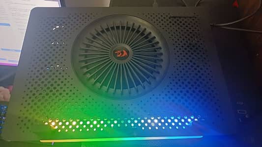 redragon ivy laptop cooler