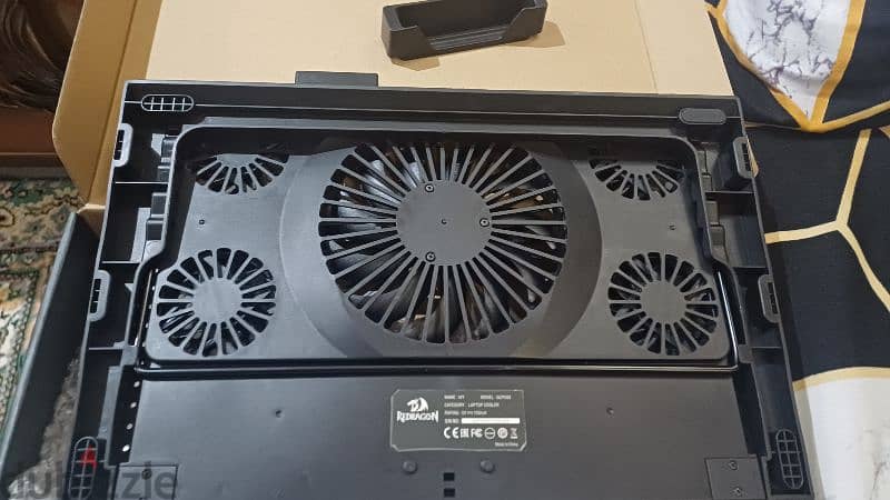redragon ivy laptop cooler 3