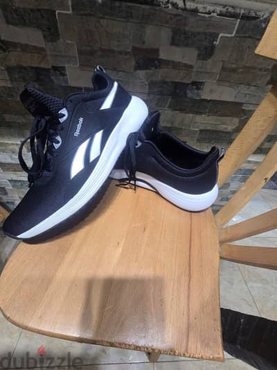 كوتشي استخدام مره واحده Reebok اصلي