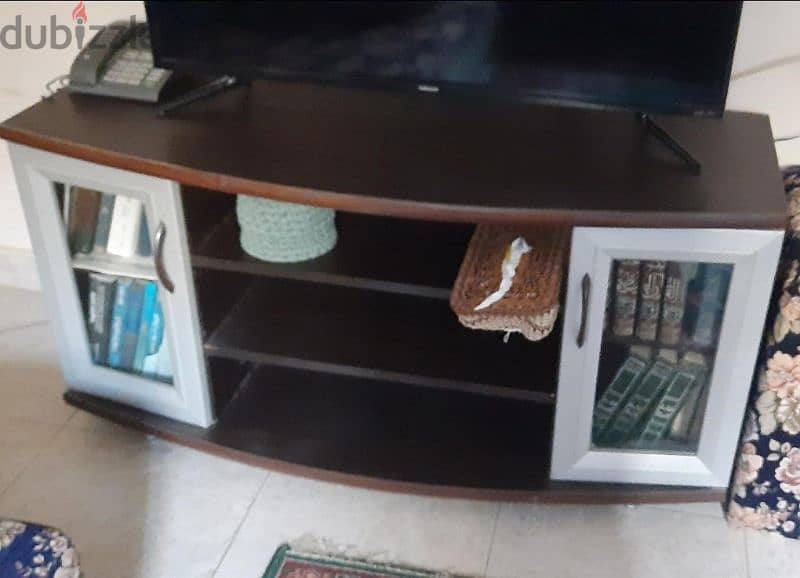 TV unit 1