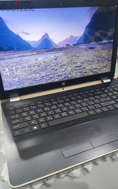 laptop HP Corei7 7Gen 4GB radeon graphics
