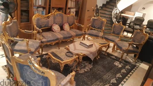 صالون مدهب كامل بحالة جيدة جدا
