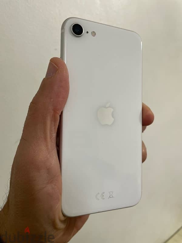 iPhone SE2 2020 4