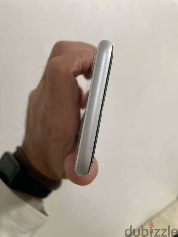 iPhone SE2 2020 6