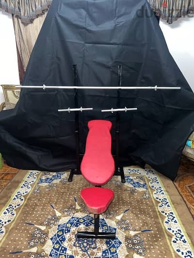 بنش جيم فلات وإنكلاين + بار + 2 دامبل + أوزان 55 كيلو – حالة ممتازة