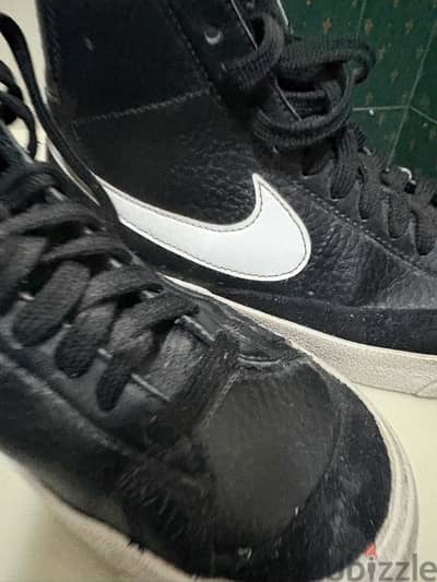Nike blazers black