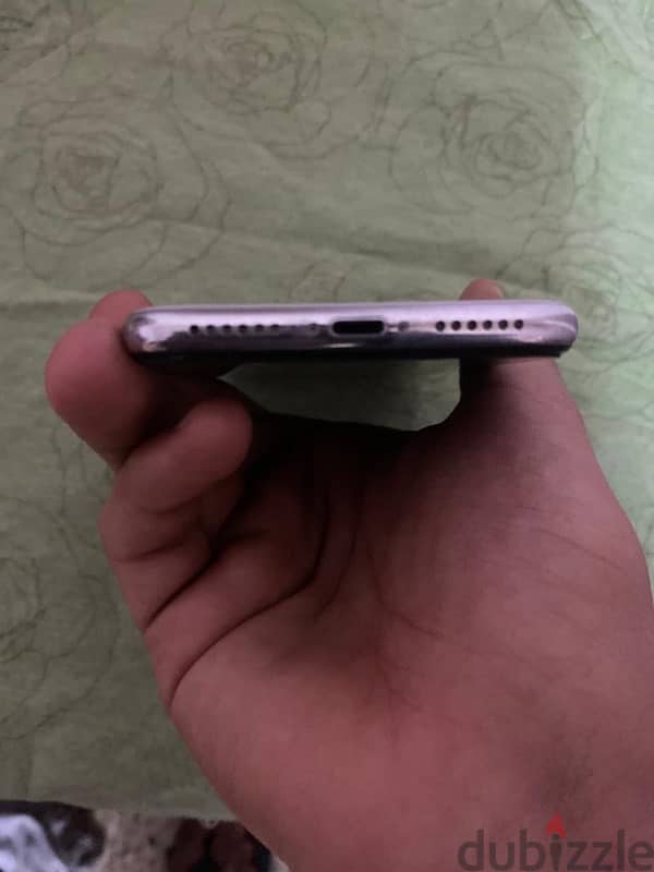 IPhone X 6