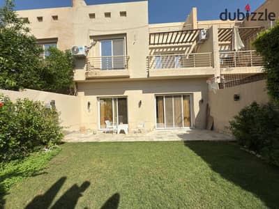 Townhouse villa for sale in Evergreen Compound, ultra super lux finishing, 255 sqm                                                                   .