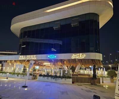 للايجار محل 44م في سينترادا مول في ميدان جهينة بالقرب من مول العرب و مول مصر وصلة دهشور و الشيخ زايد علي محور 26 يوليو