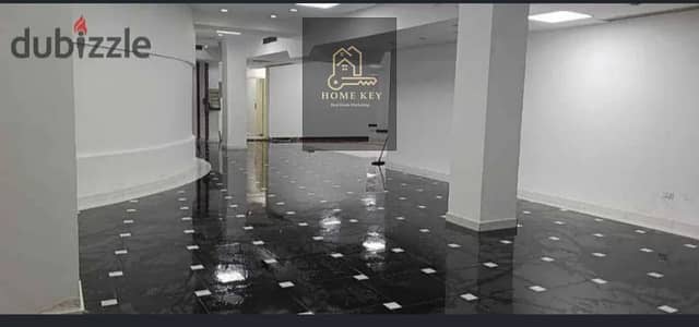 دور ارضي واول 650م في مدينة نصر  مكرم عبيد الرئيسي يصلح لجميع الاغراض الاداريه والتجاريه