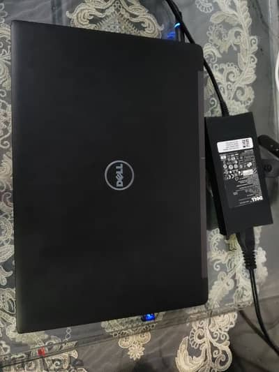 Dell Core I7 7th generation - 16 GB DDR4 - 512 SSD