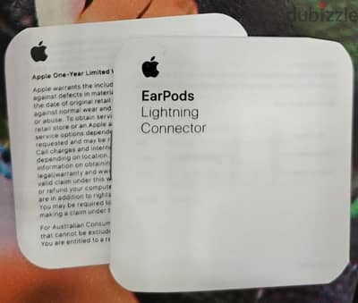Apple Earphone-Lightning Connector- White