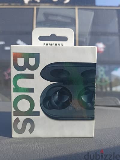 box of the Samsung Galaxy buds (DC55)