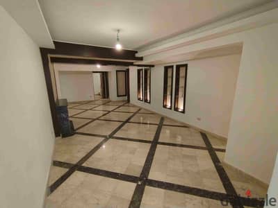 Office for sale in Gileem, Abu Qir Street, area 180m, first upper floor, suitable for all commercial and administrative purposes, and suitable for upscale and distinguished housing with ultra super luxury finishing.