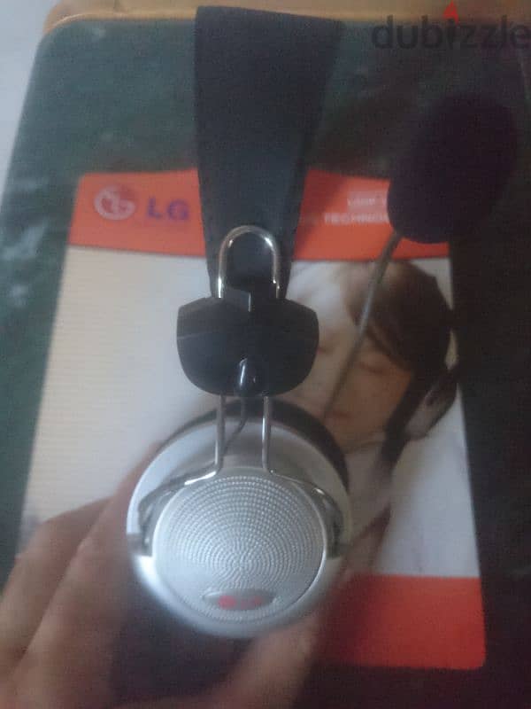 Headphones 8