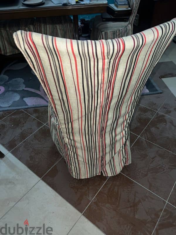 الوراق 4