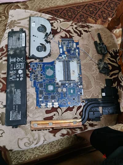 قطع غيار لاب توب لينوفو y520