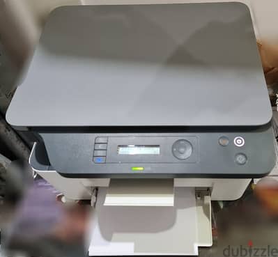 طابعة HP 135W بالكرتونة كالجديدة