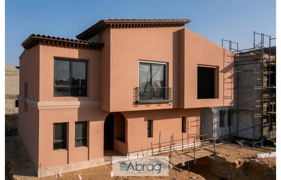 6 Bedrooms 270 sq.M Twinhouse for sale 22,500,000 EGP in Village West Compound, Sheikh Zayed
