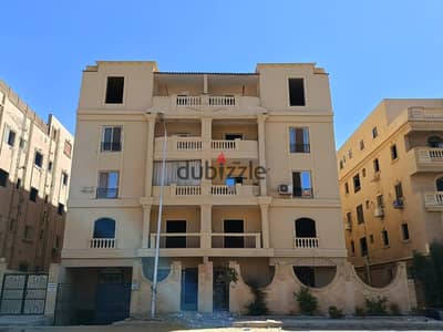 شقة 196م واجهة بحري بجوار كمبوند المعادي فيو و خطوات من طريق السويس بالمنطقة السادسة