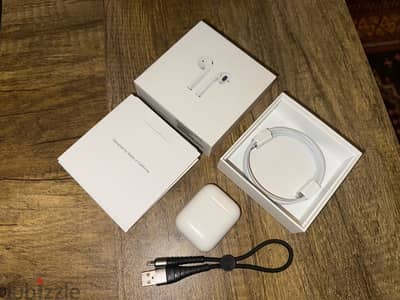 Apple AirPods (1st Generation)