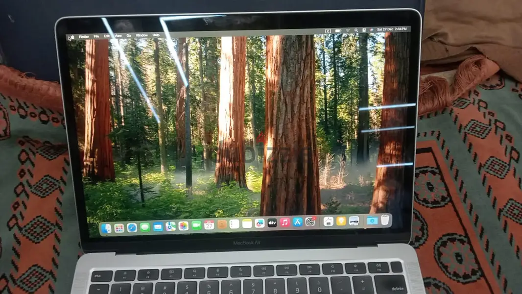 MacBook Air M1 202065584845055875120