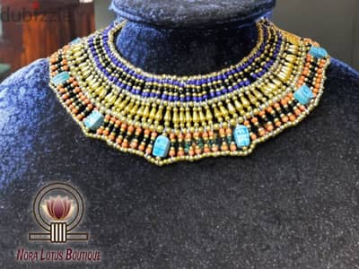 قلادة مصرية