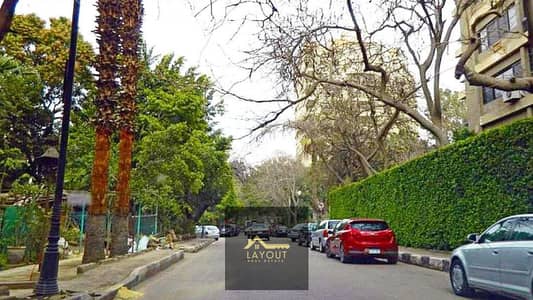 فرصة استثمار نادرة في قلب المعادي – أرض 800م ناصية على شارعين رئيسيين