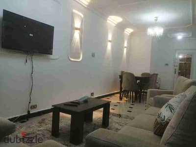 من المالك أول عباس العقاد أمام ميدان الساعه تشطيب سوبر لوكس جميع الأجهزة الكماليات وانترنت واي فاي
