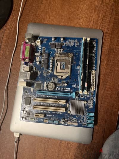 motherboard h61 لمعالجات الجيل التأني والتالت motherboard h61 لمعالجات الجيل التأني والتالت