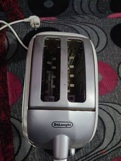 محمصه توست De'Longhi