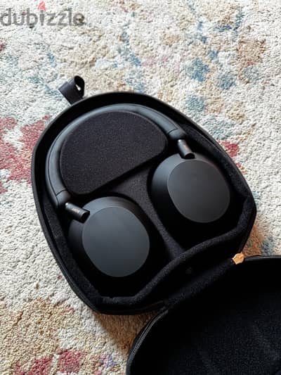 Sony WH-1000XM5